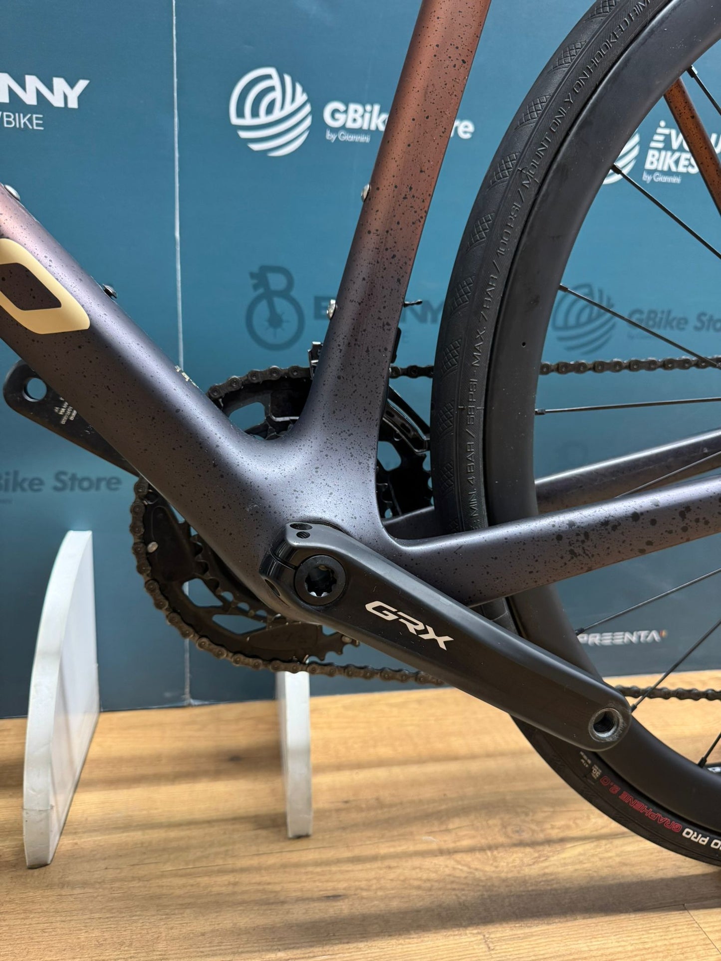 Megamo Seda 08 Talla XL - Usado