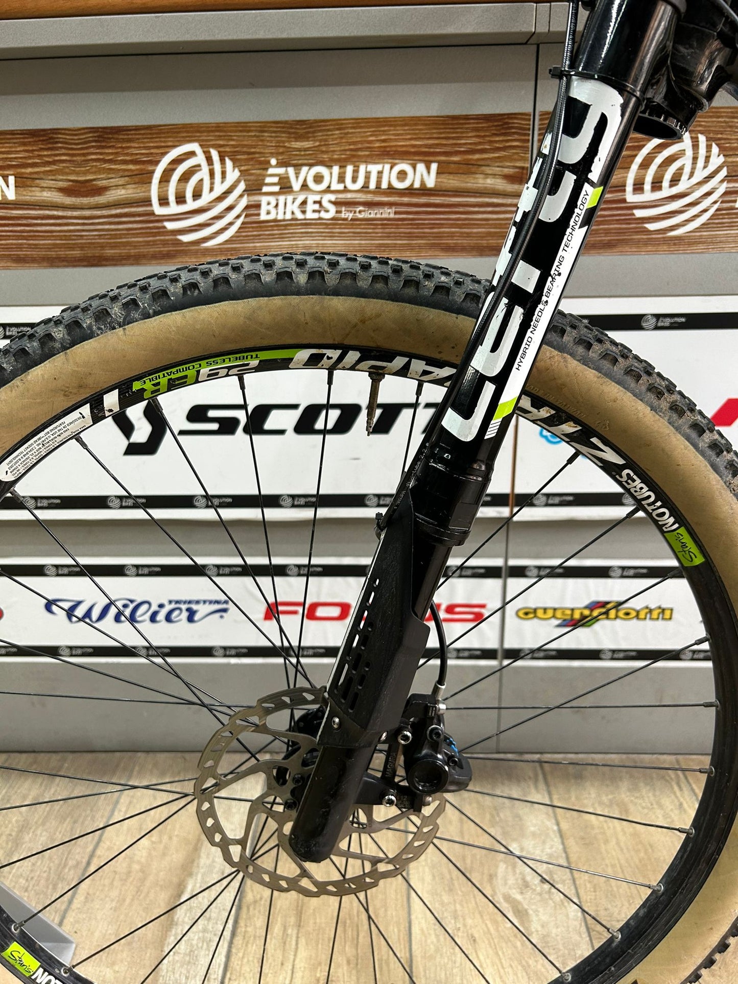 Cannondale F29 Factory Racing -Größe L - Gebraucht