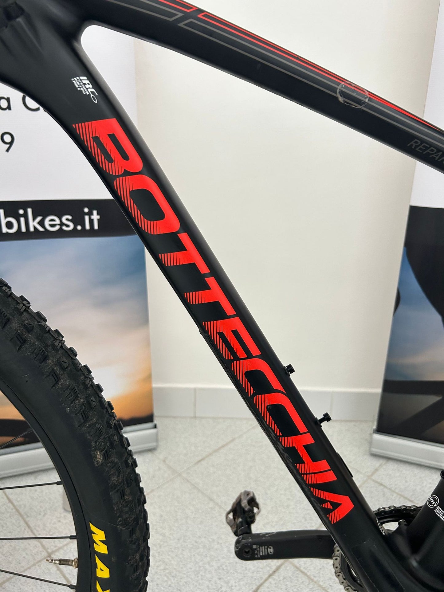 BotteCchia Zoncolan 29 Pro Size 48 - Usado