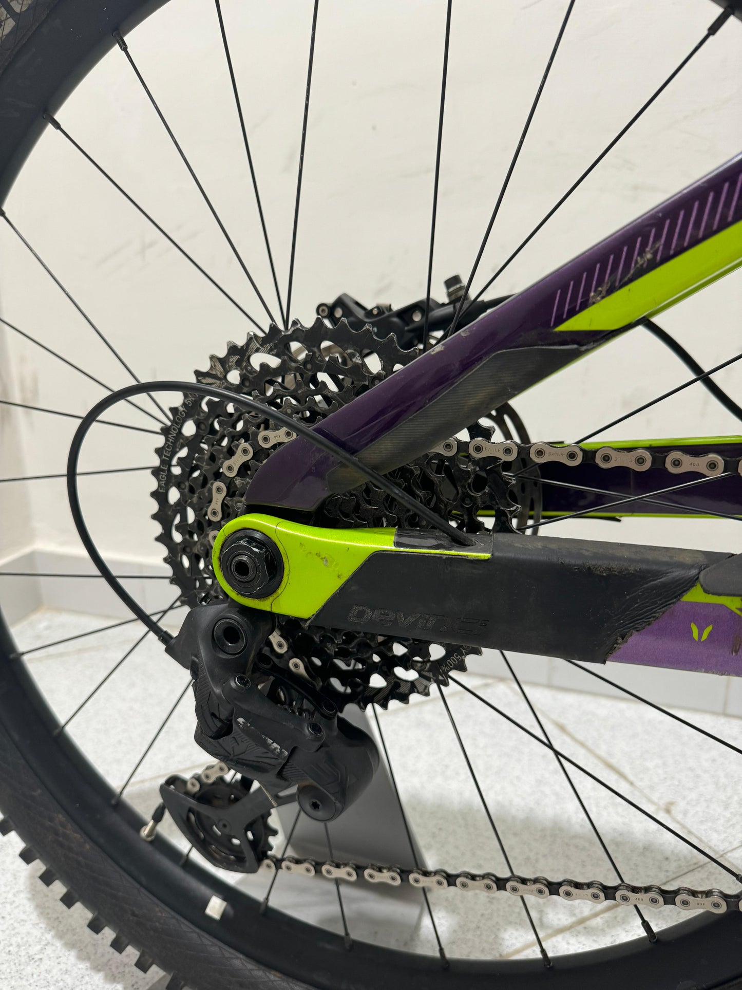 Devinci Split pivot Cut L - usado