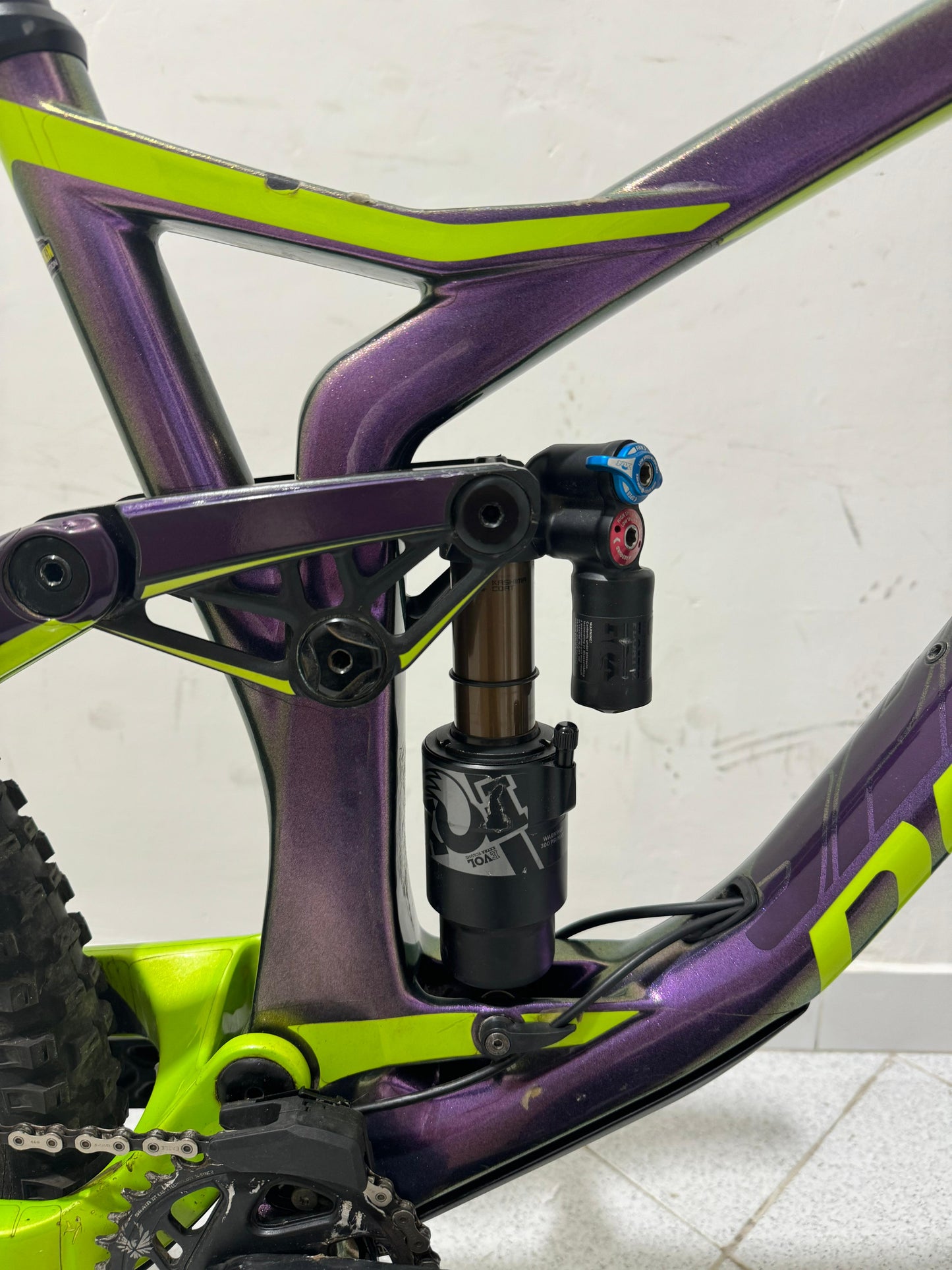 Devinci Split Pivot Cut L - Gebruikt