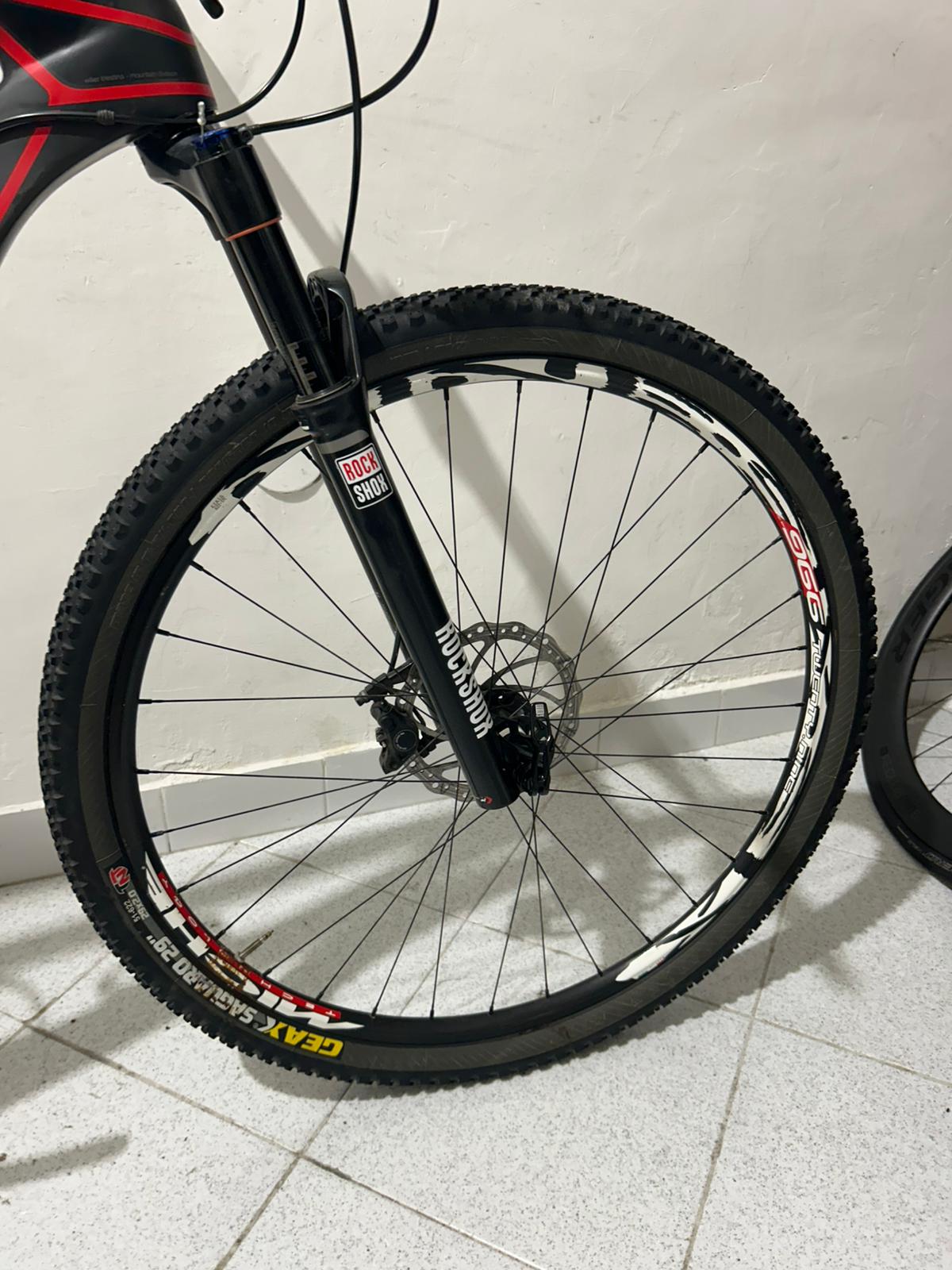 Wilier 101 xn tamaño L - Usado