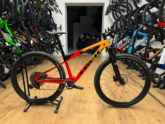 Trek Supercaliber Size Ml - used