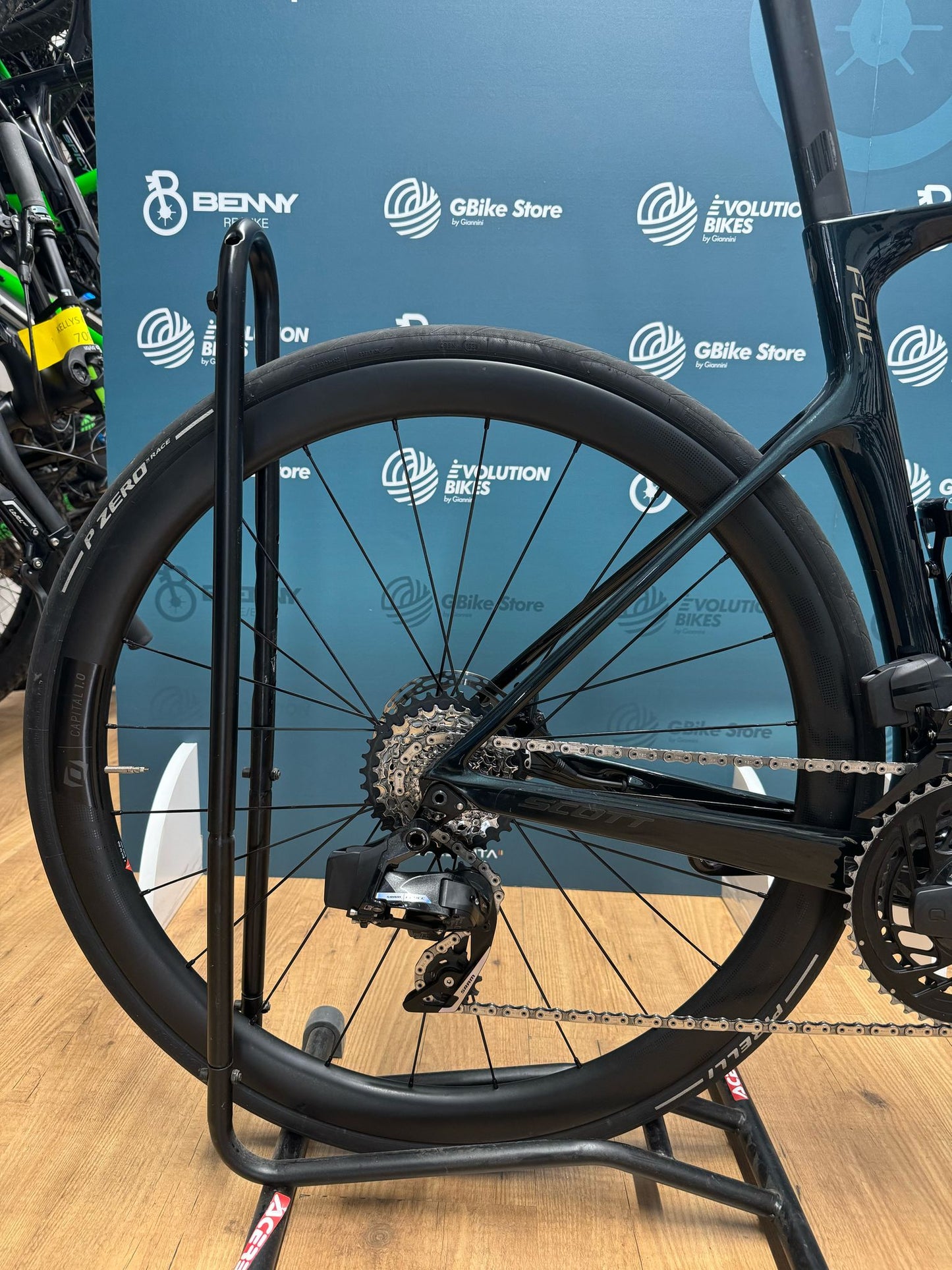 Scott Foil RC 10 Axs Size L - Used