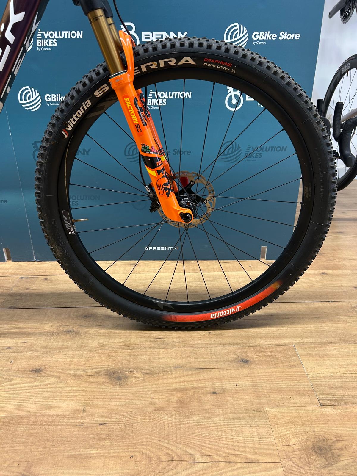 Protek Futura Limited Edition Cut L - Gebraucht