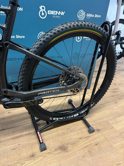 Protek Futura Limited Edition Cut L - Gebraucht