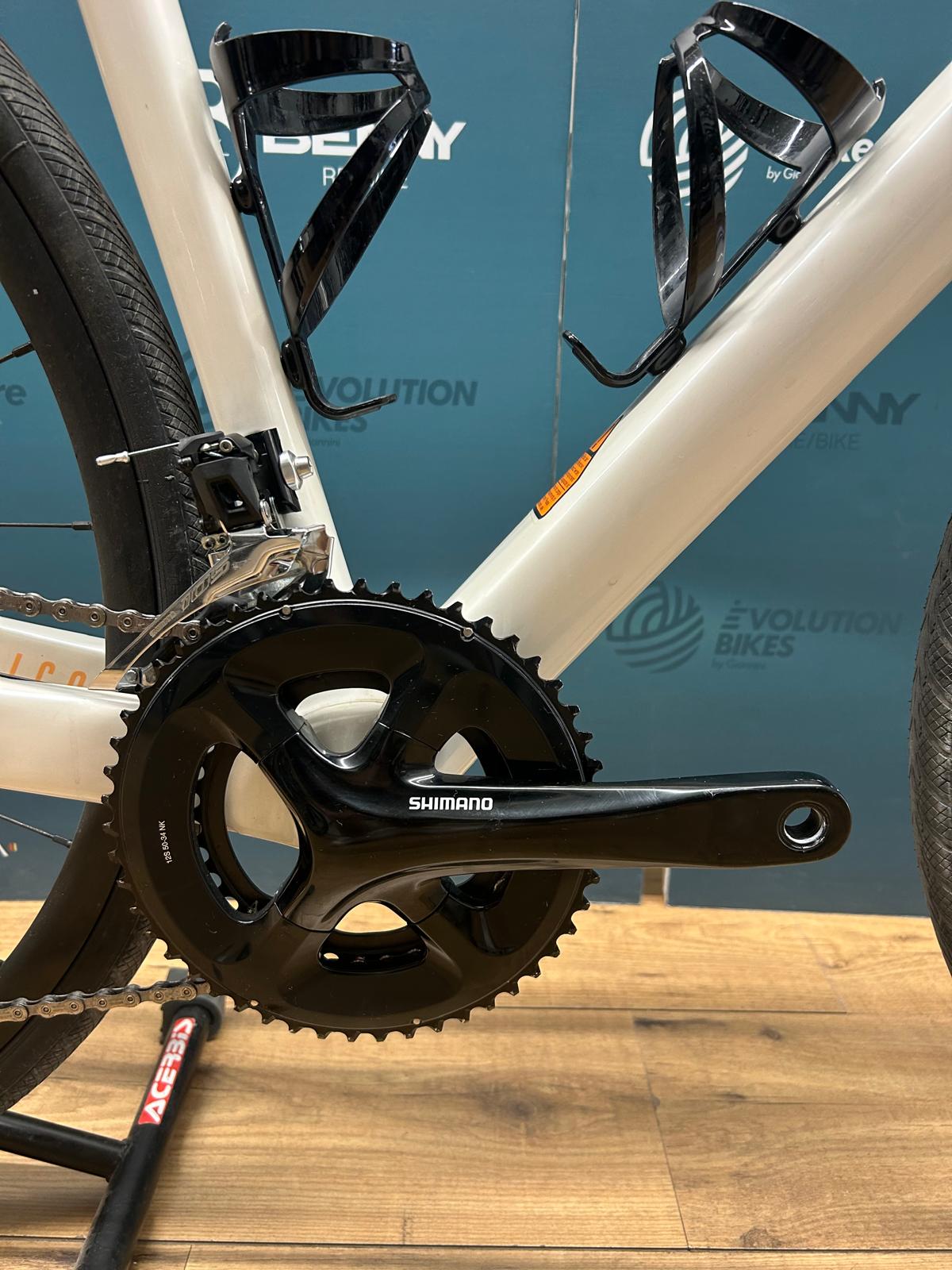 Focus Izalco Max 8.7 Tamaño M - Usado