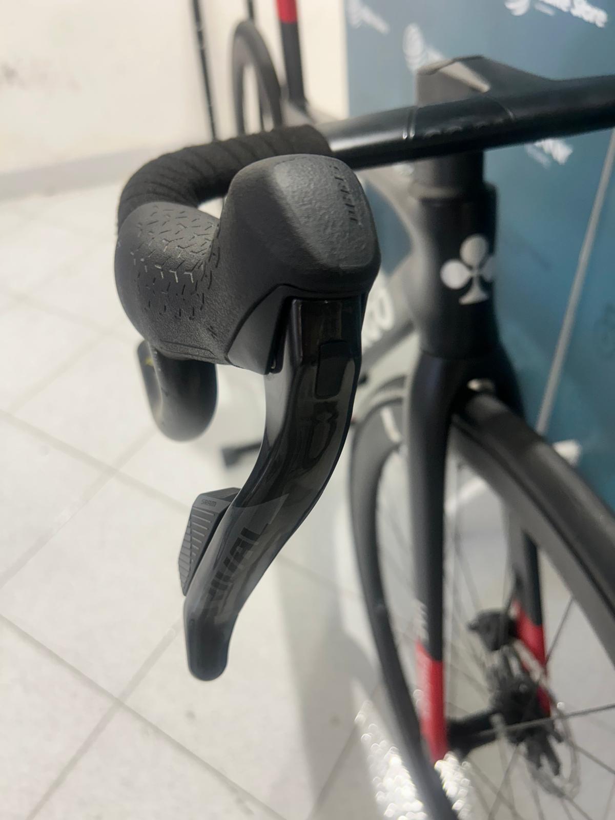 Colnago V4RS Emiratos Árabes Unidos Tamaño 420