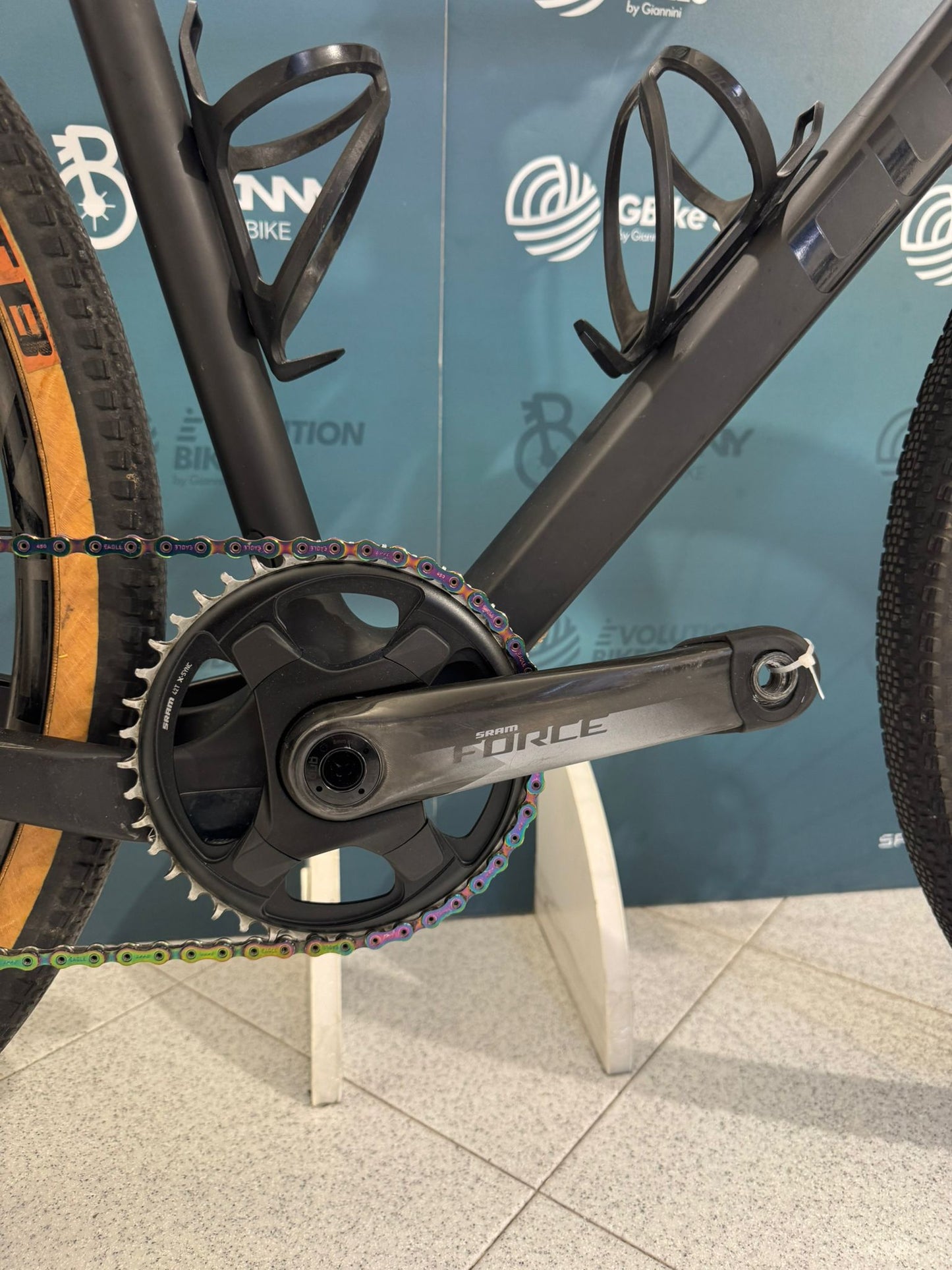 Tamaño de grava Cube Nuroad XL - Usado