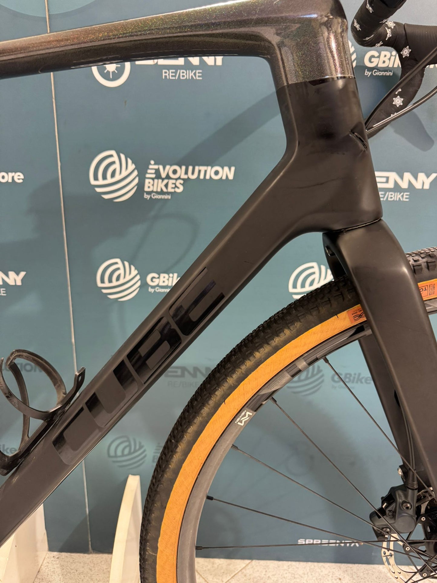 Tamaño de grava Cube Nuroad XL - Usado