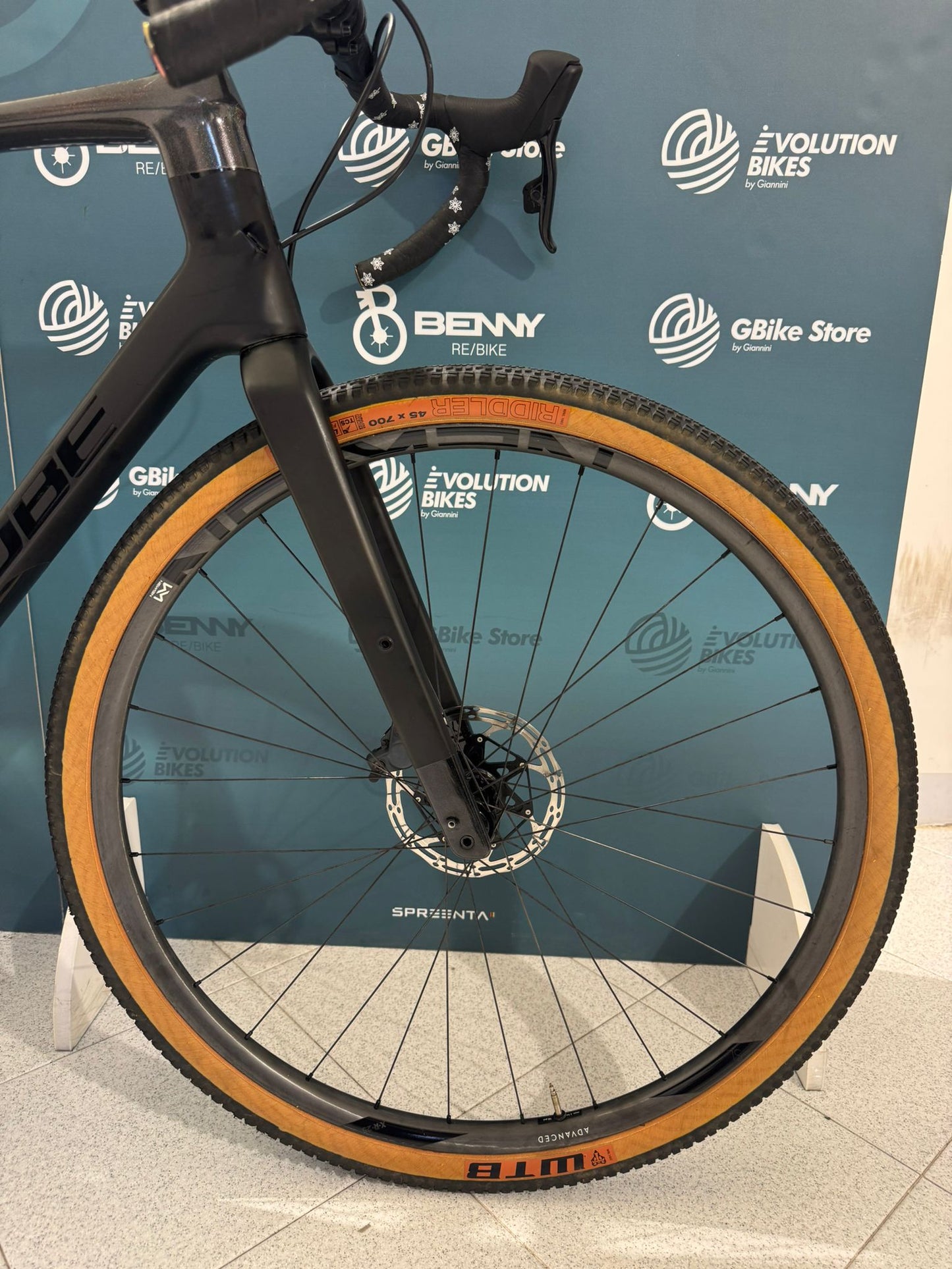 Tamaño de grava Cube Nuroad XL - Usado