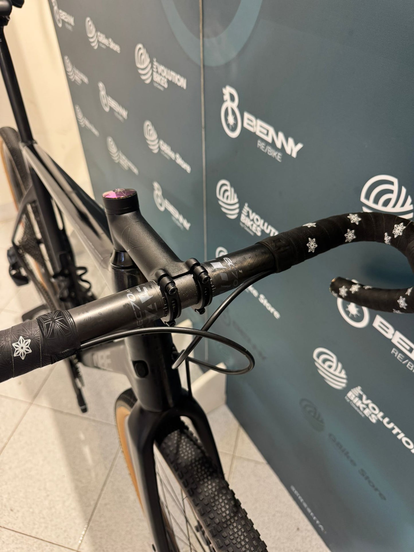 Tamaño de grava Cube Nuroad XL - Usado