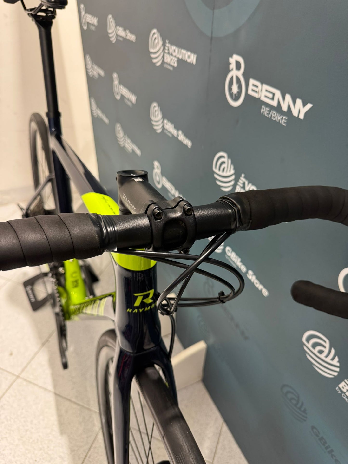 Raymon RaceRay 7.0 Disc Size S/54 - Used