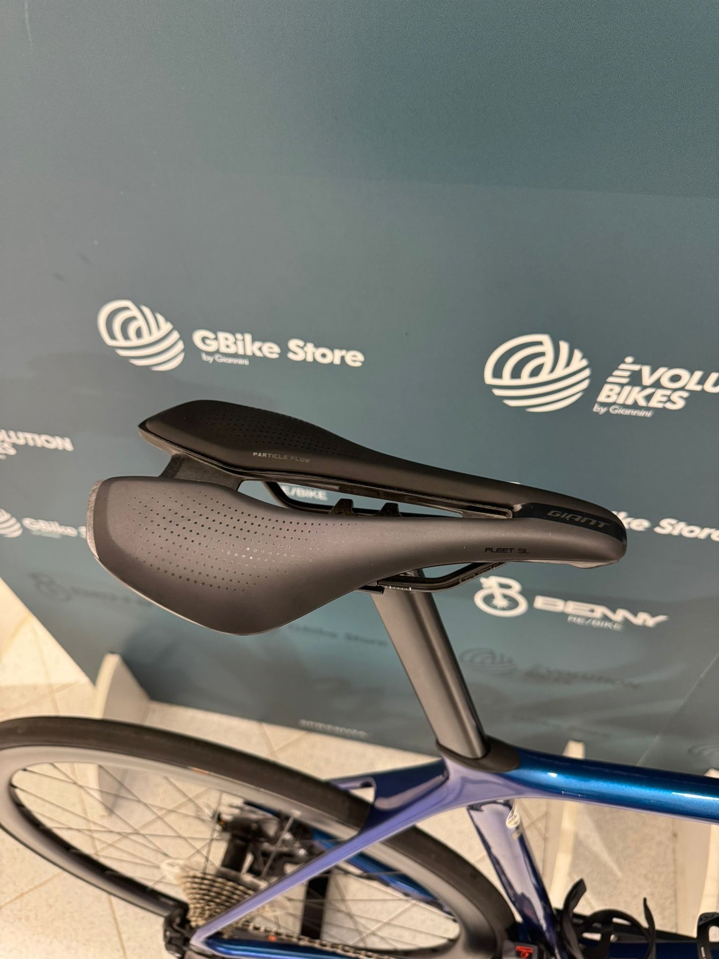 Tamaño gigante TCR Disc Pro Di2 L - Usado