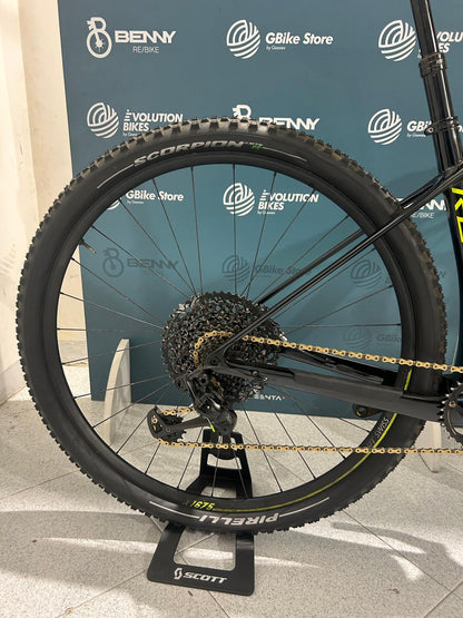 Scott Scale Tamaño de la Copa del Mundo RC 900 M - Usado