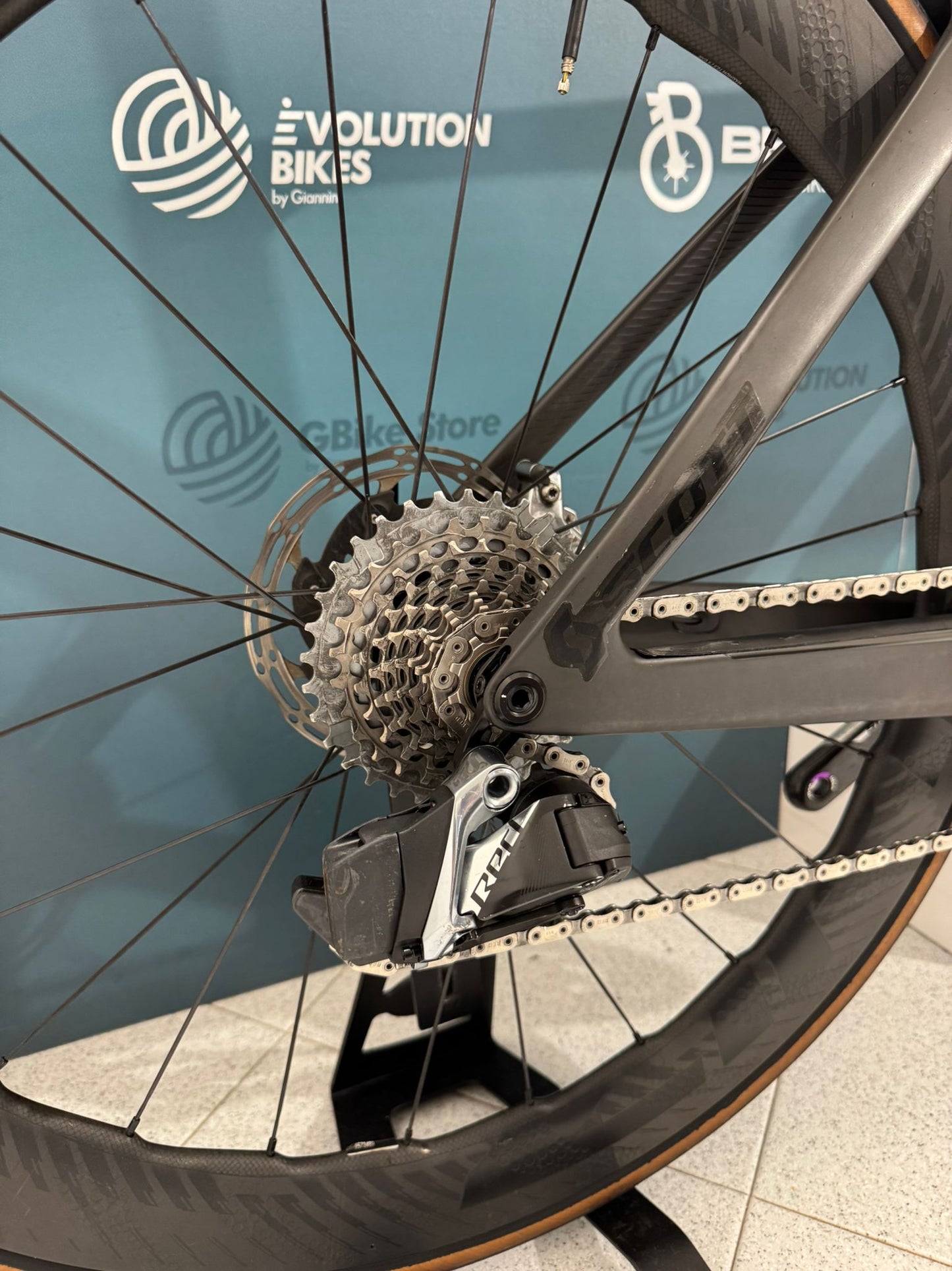 Scott Lámina RC Ultimate AXS Tamaño M - Usado