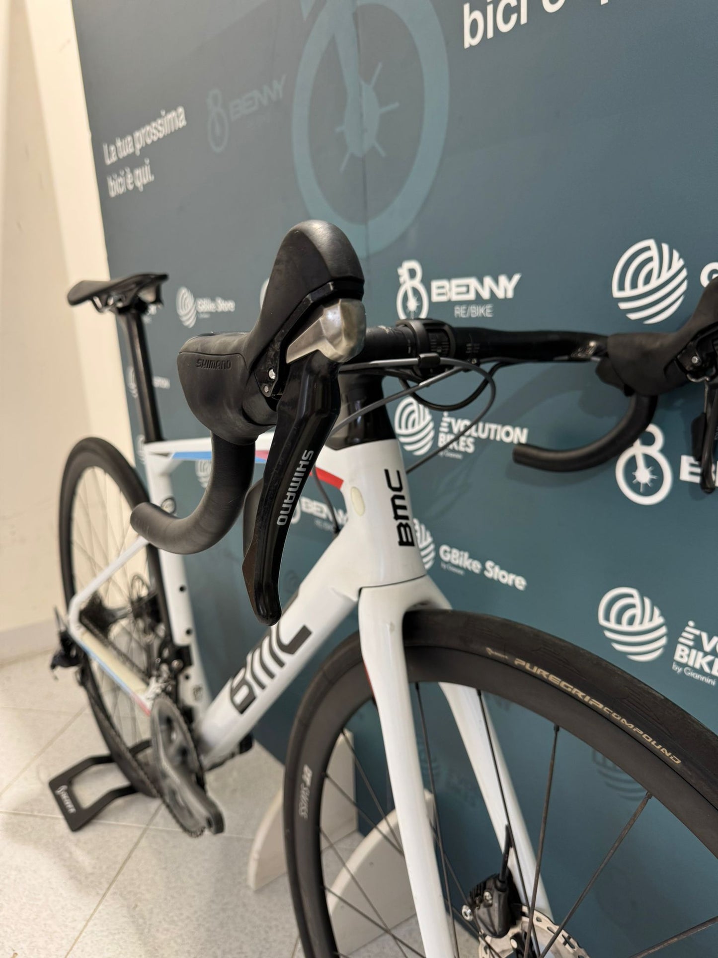 BMC Roadmachine 01 Disco Tamaño 51 - Usado