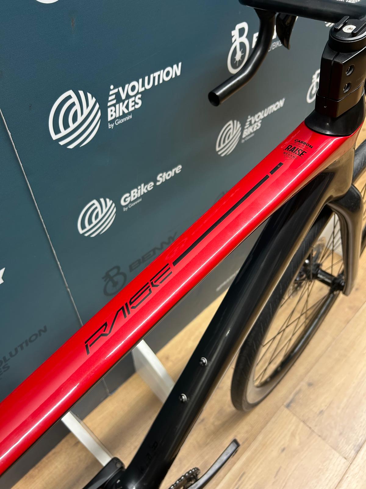 Megamo Raise 05 Size S - Used