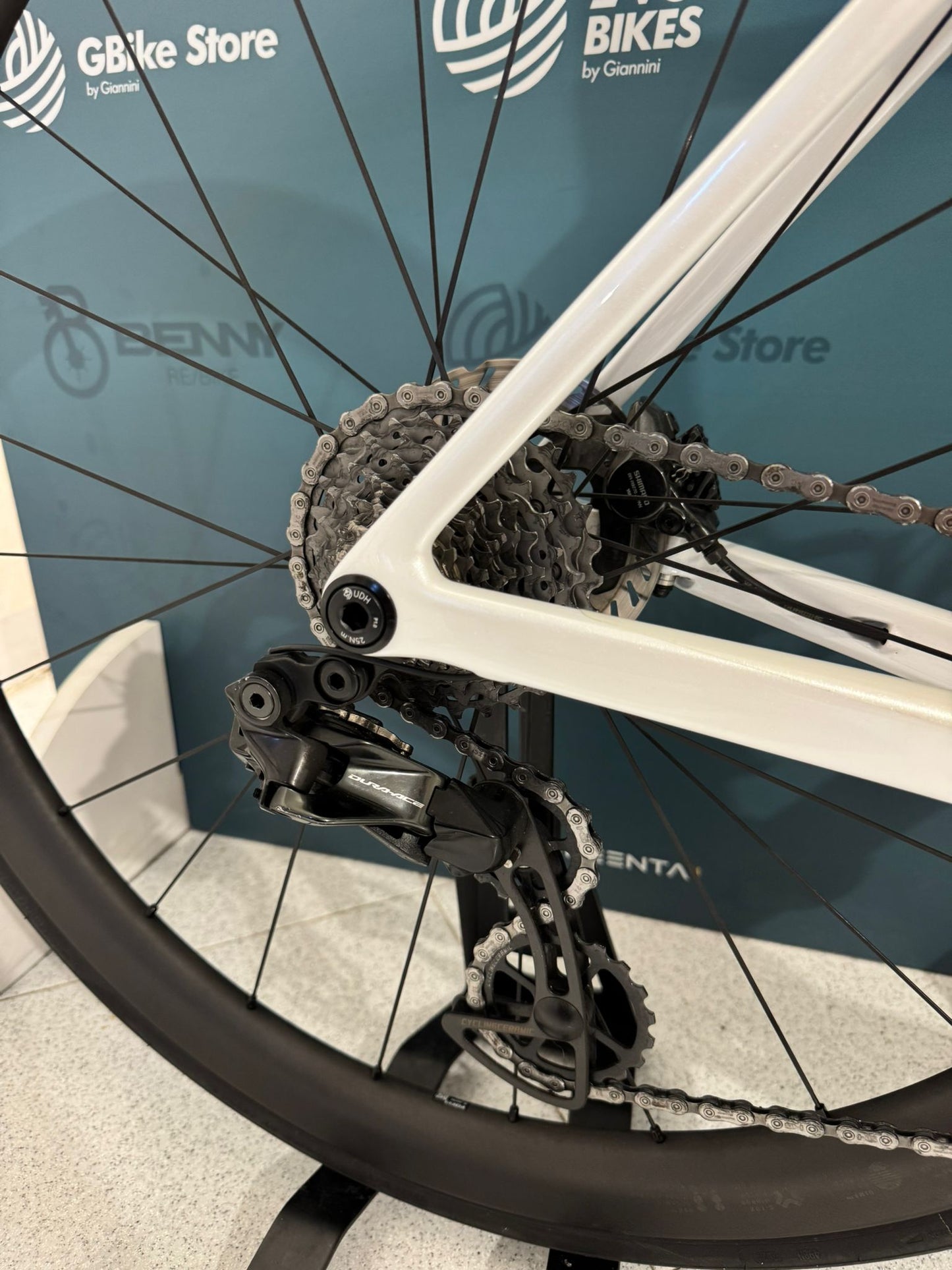Colnago V5Rs Disc Dura-Ace R9270 Di2 12v Größe 485 - Demo