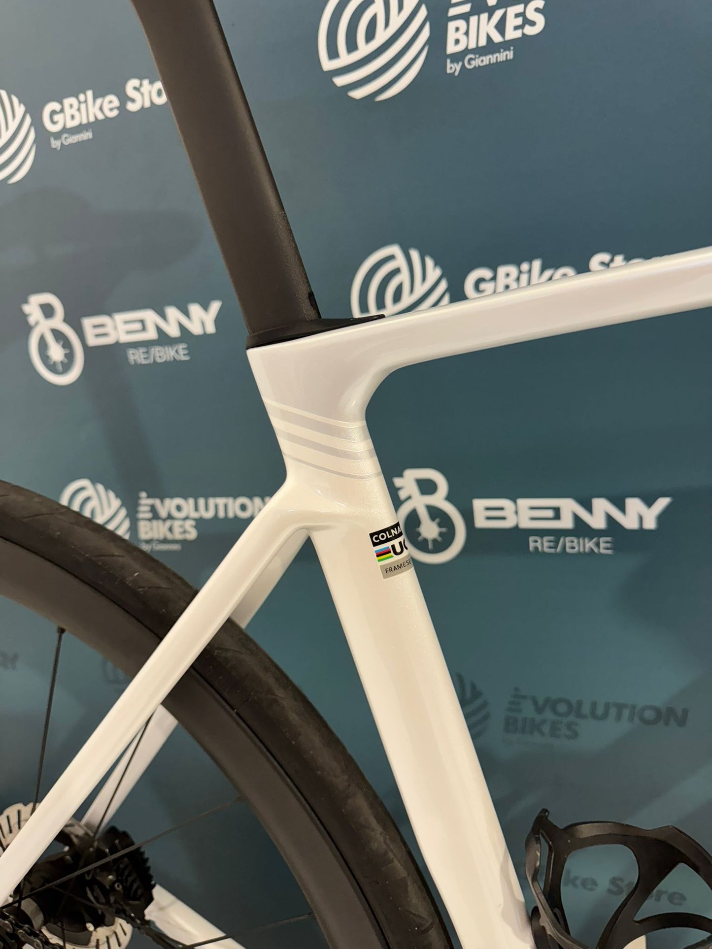 Colnago V5Rs Disc Dura-Ace R9270 Di2 12v Größe 485 - Demo