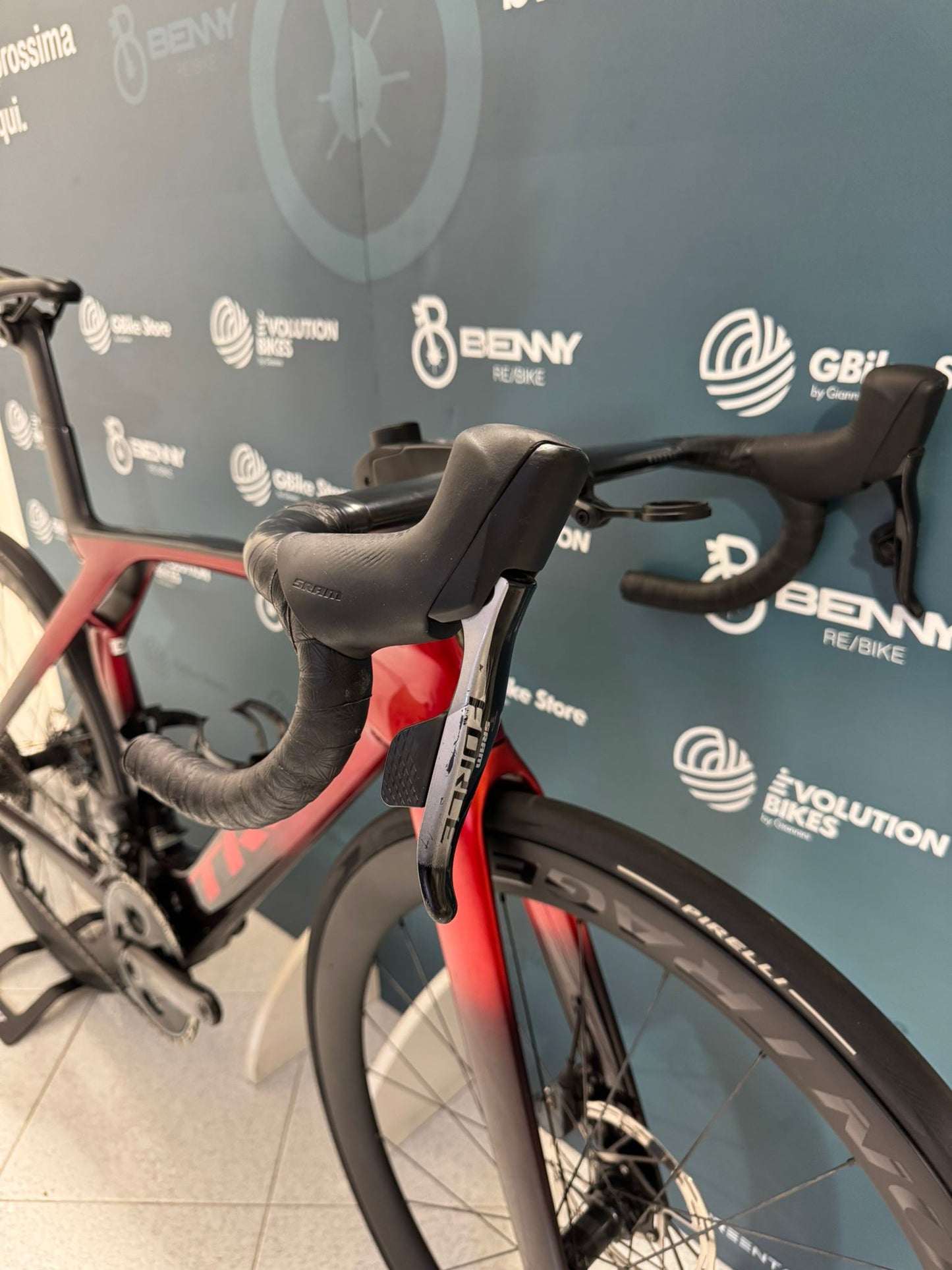 Trek Madone SLR 7 Gen 7 AXS Größe 54 - Gebraucht