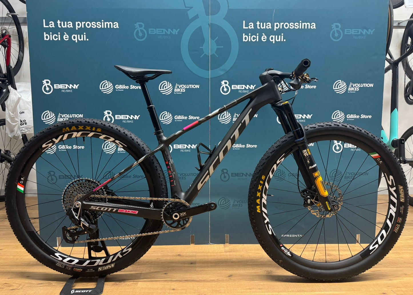 Scott Scale Copa del Mundo RC XX AXS Talla S - Equipo oficial