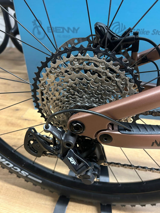 Megamo natywny rozmiar 10 L - Używany