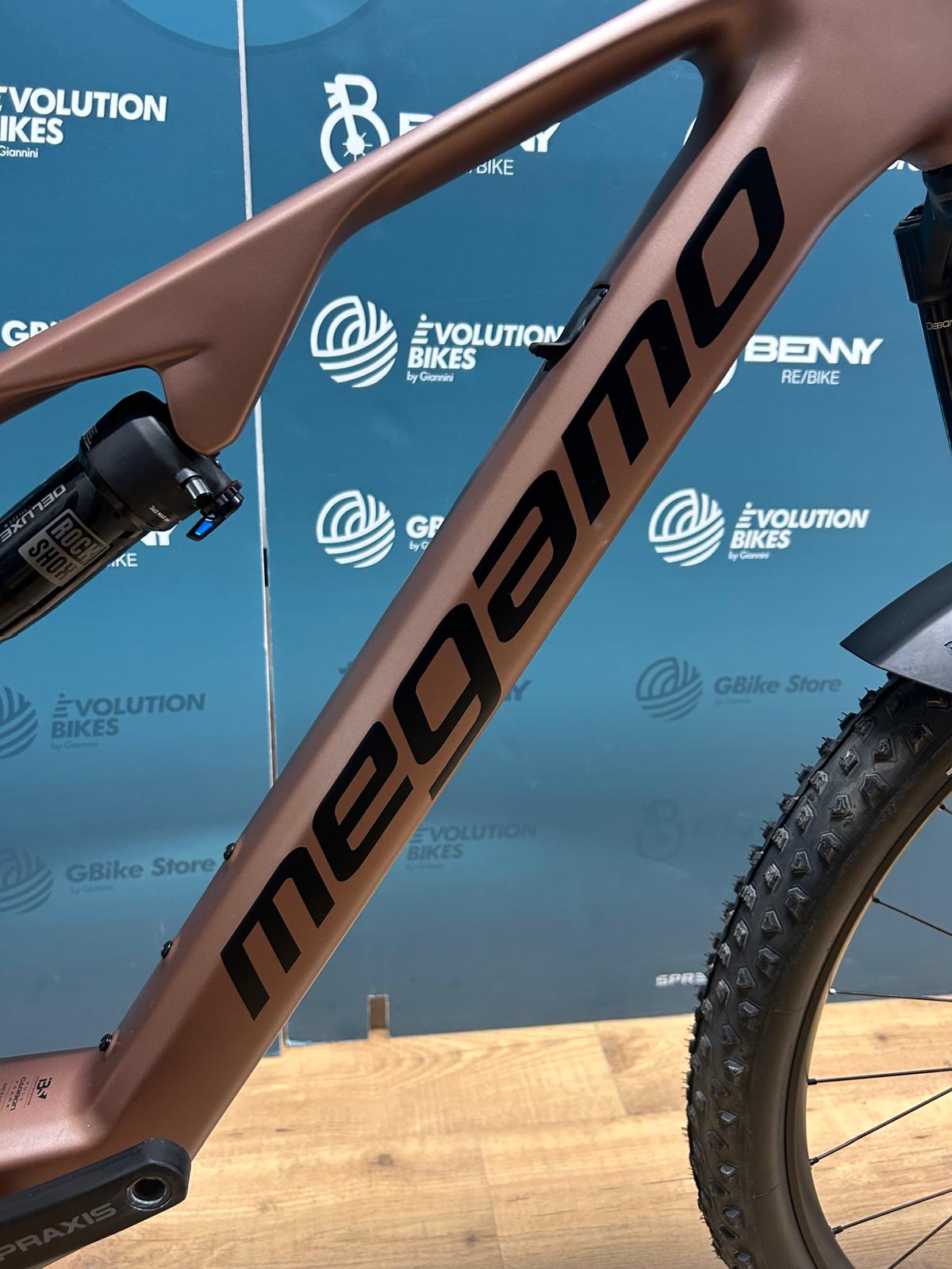 Megamo Native 10 Größe L - Gebraucht