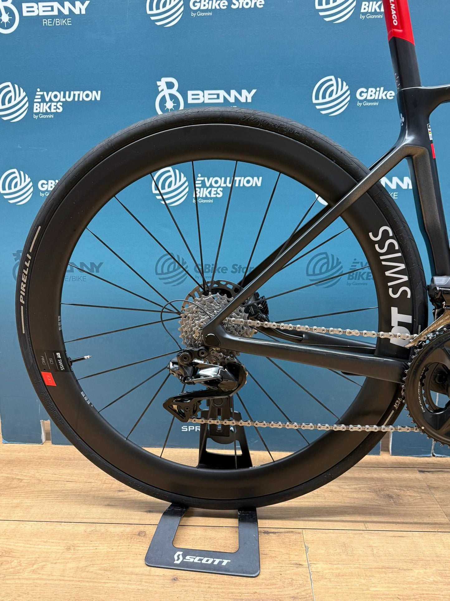 Colnago V4rs UAE Emirates Size 455 Dura-Ace di2 - Used