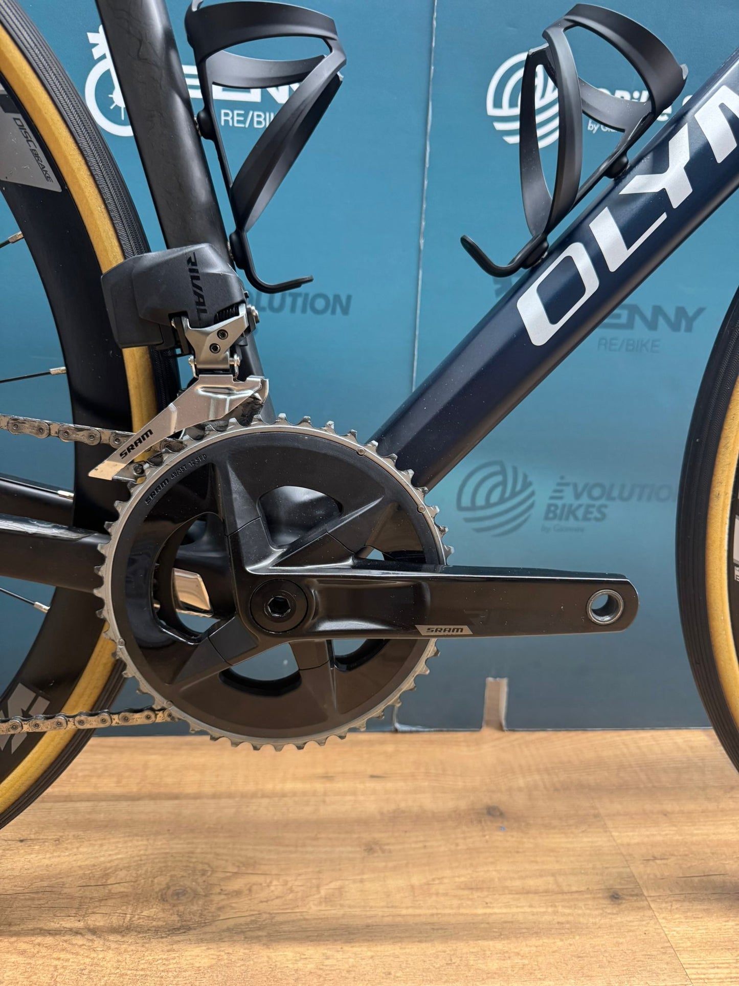 Olympia Leader Rival AXS Größe L - Gebraucht