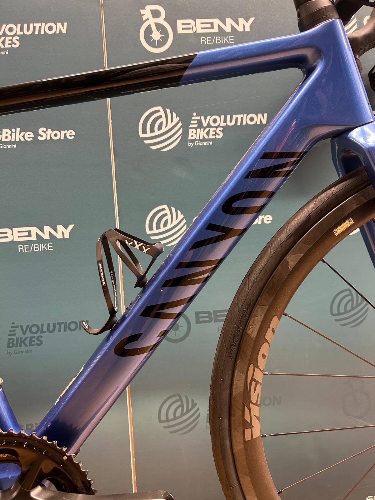 Canyon Ultimate CF SL 8 Taille Aéro S - Utilisé