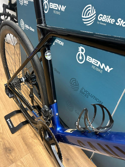 Canyon Ultimate CF SL 8 Taille Aéro S - Utilisé