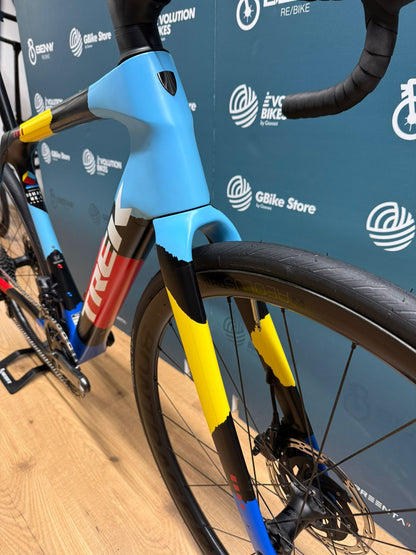 Trek Domane SLR 7 AXS Team Replica Size 54 - Used