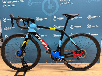 Trek Domane SLR 7 AXS Team Replica Size 54 - Used