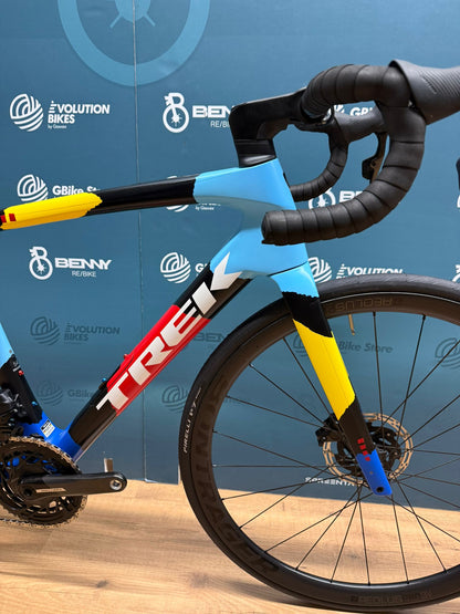 Trek Domane SLR 7 AXS Team Replica Size 54 - Used