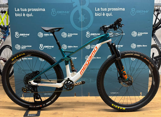 Megamo Track XX1 Size M - Used