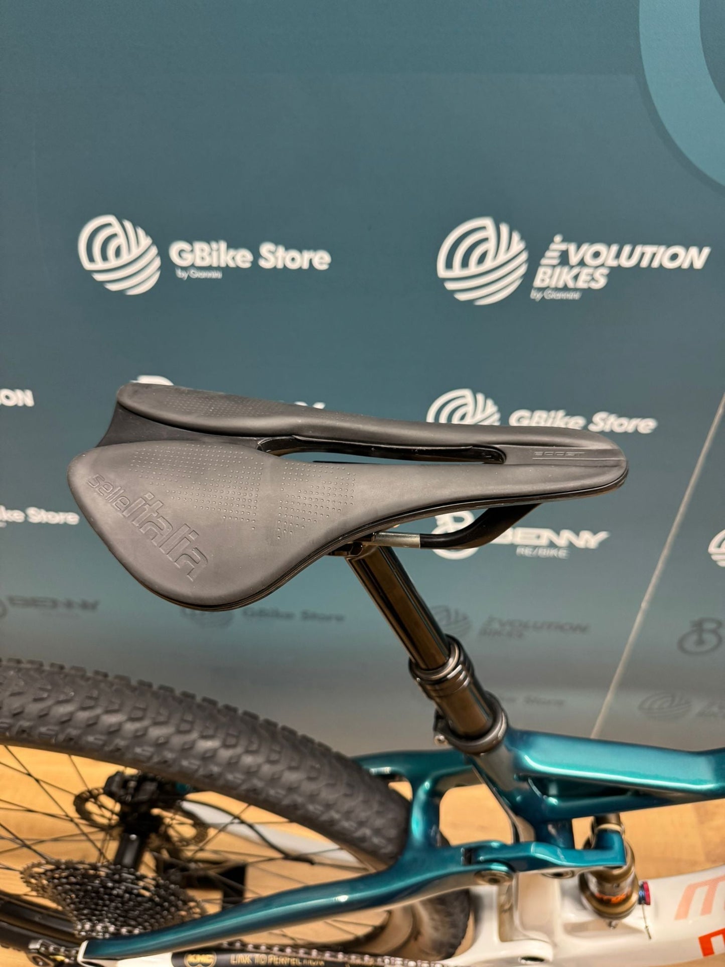 Megamo Tor XX1 w rozmiarze M - Używany