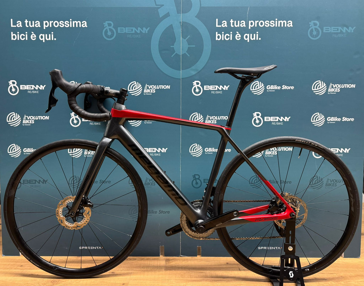 Megamo Raise 09 Tamaño AXS M - Usado