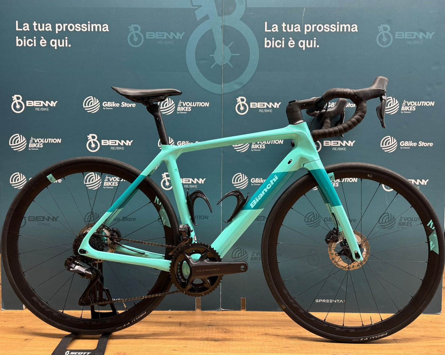 Bianchi Infinito Disc Ultegra Di2 12v Taille 53 - Occasion