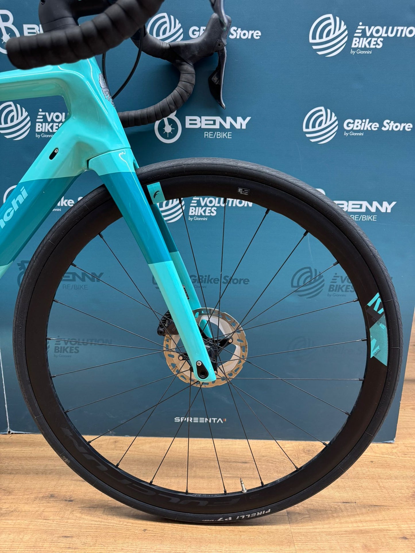 Bianchi Infinito Disc Ultegra Di2 12v Taille 53 - Occasion