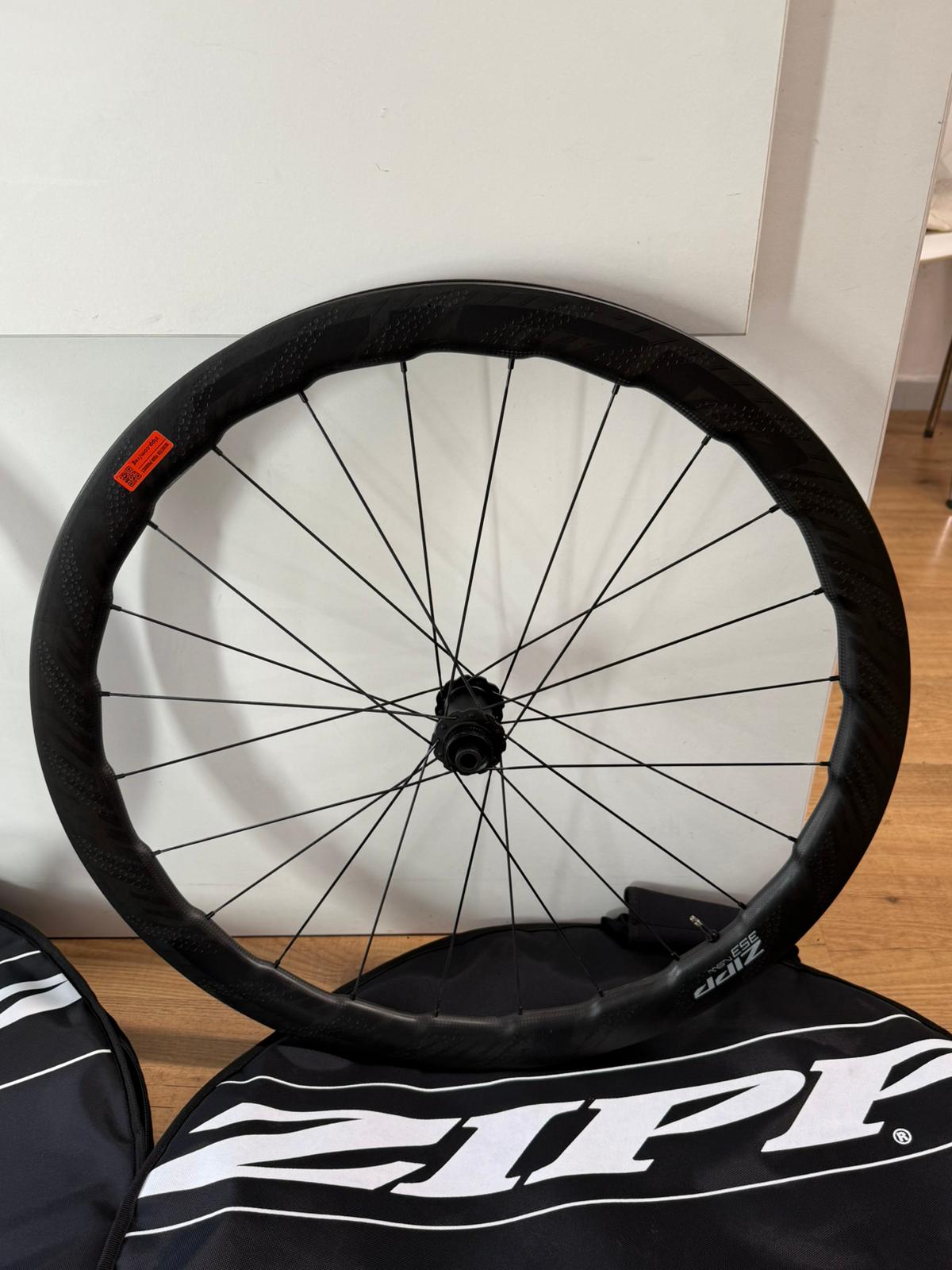 Ruote Zipp 353 NSW Hookless - DEMO