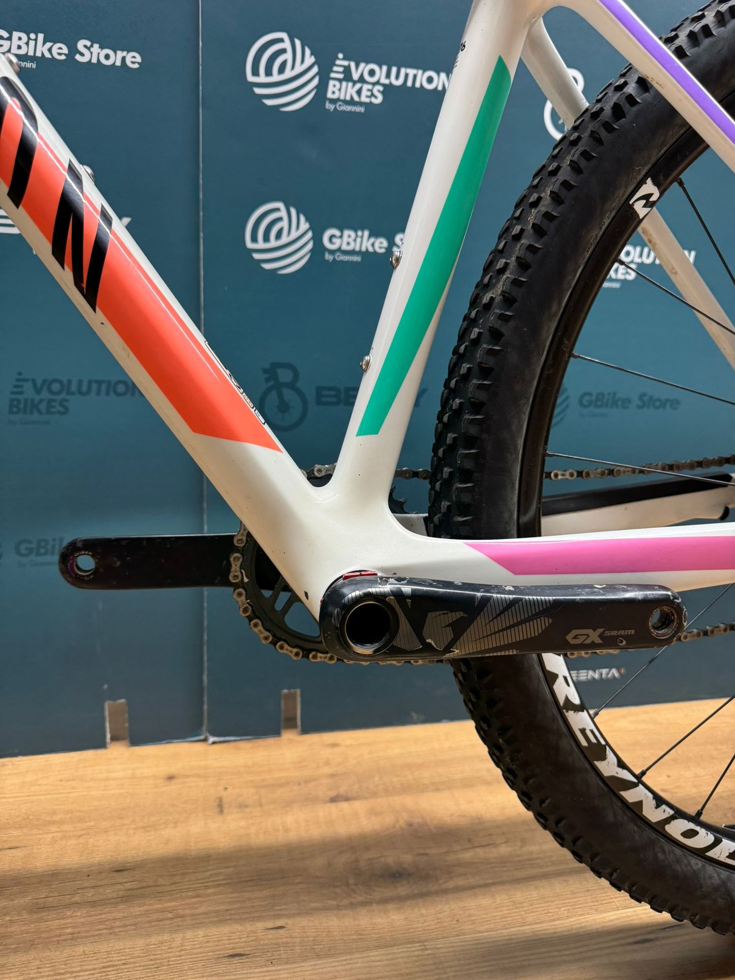 Rozmiar Canyon przekracza rozmiar GX AXS S - Używany