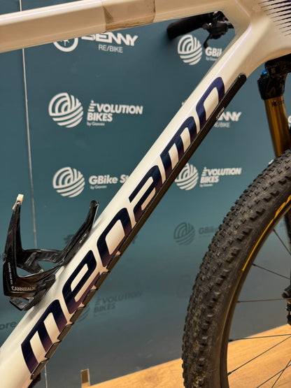 Megamo Factory AXS Size L - Used