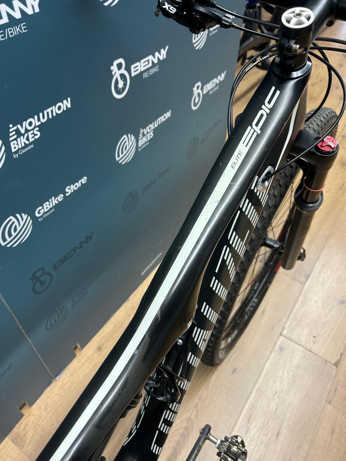 Taille élite épique spécialisée M - Utilisé