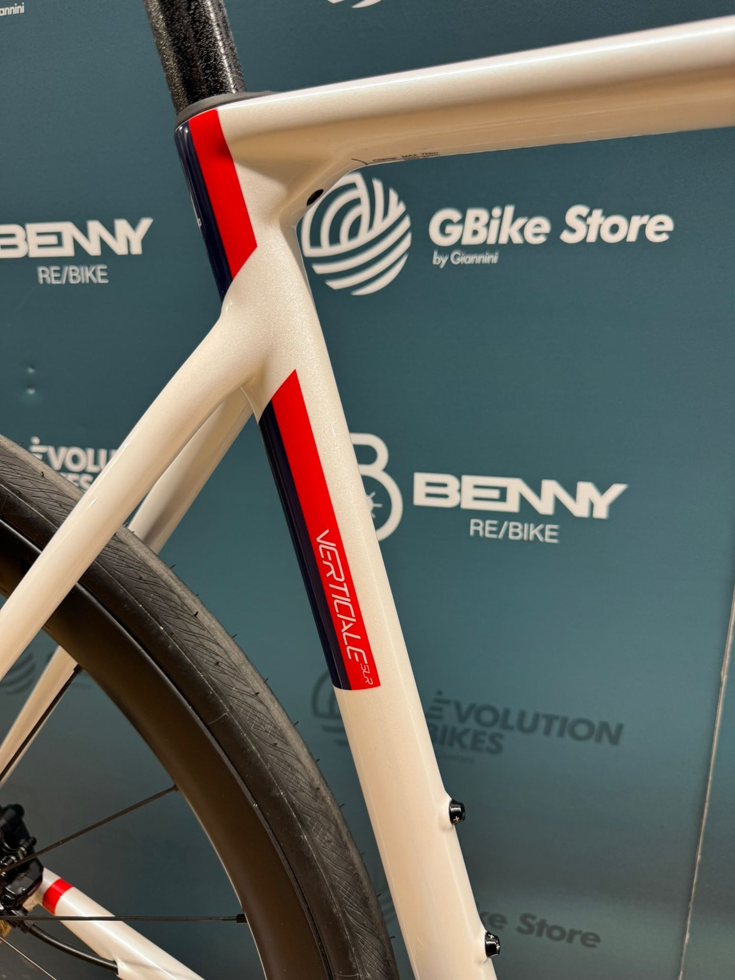 Wilier Verticale SLR Ultegra Di2 Size L - Used