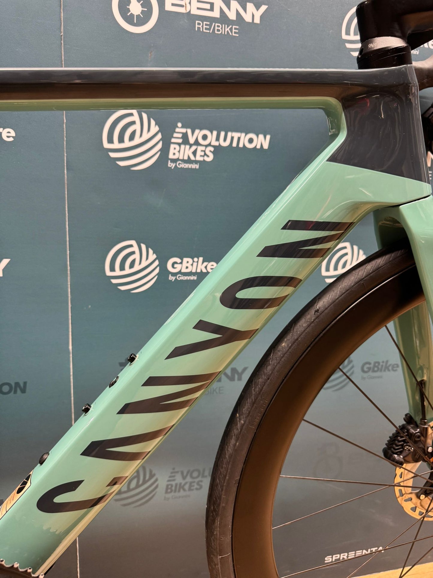 Canyon Aeroad CF SLX 8 Di2 Size S - Used