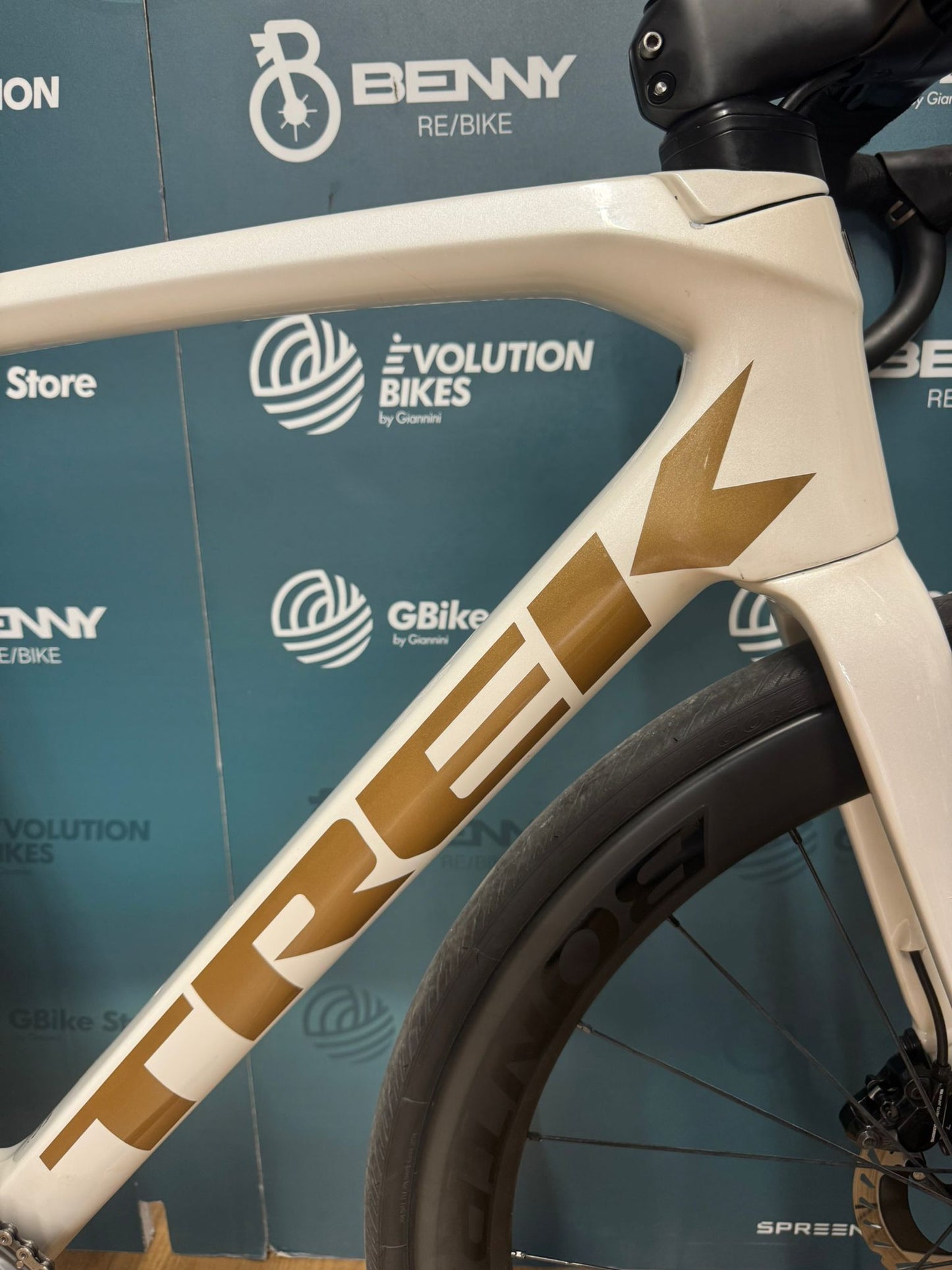 Trek Émonda SLR Di2 Talla 56 - Usado