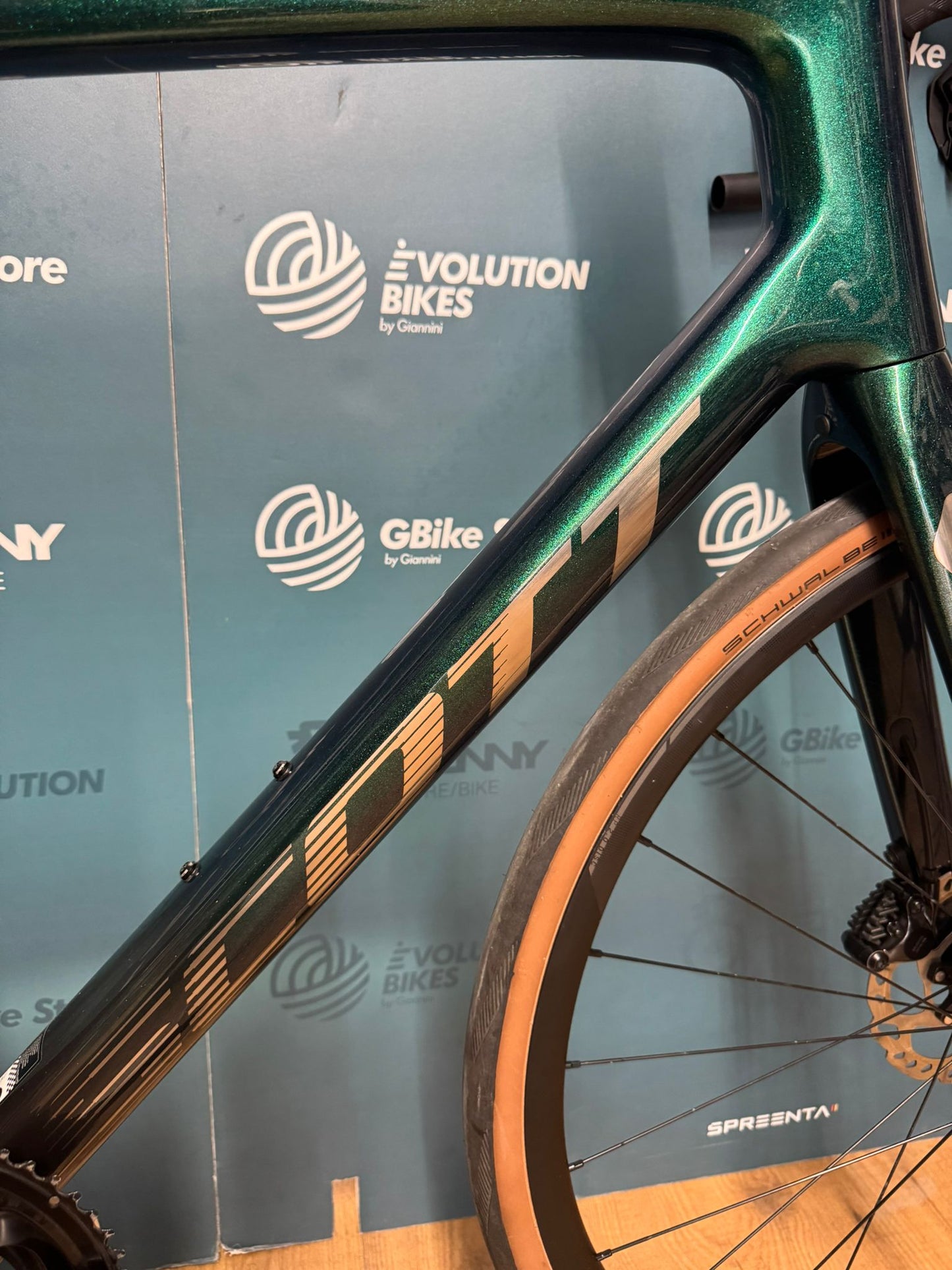 Scott Addict 20 105 Di2 12v Taille XL - Utilisé