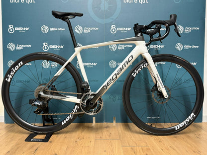 Megamo Raise coupe M - Utilisé