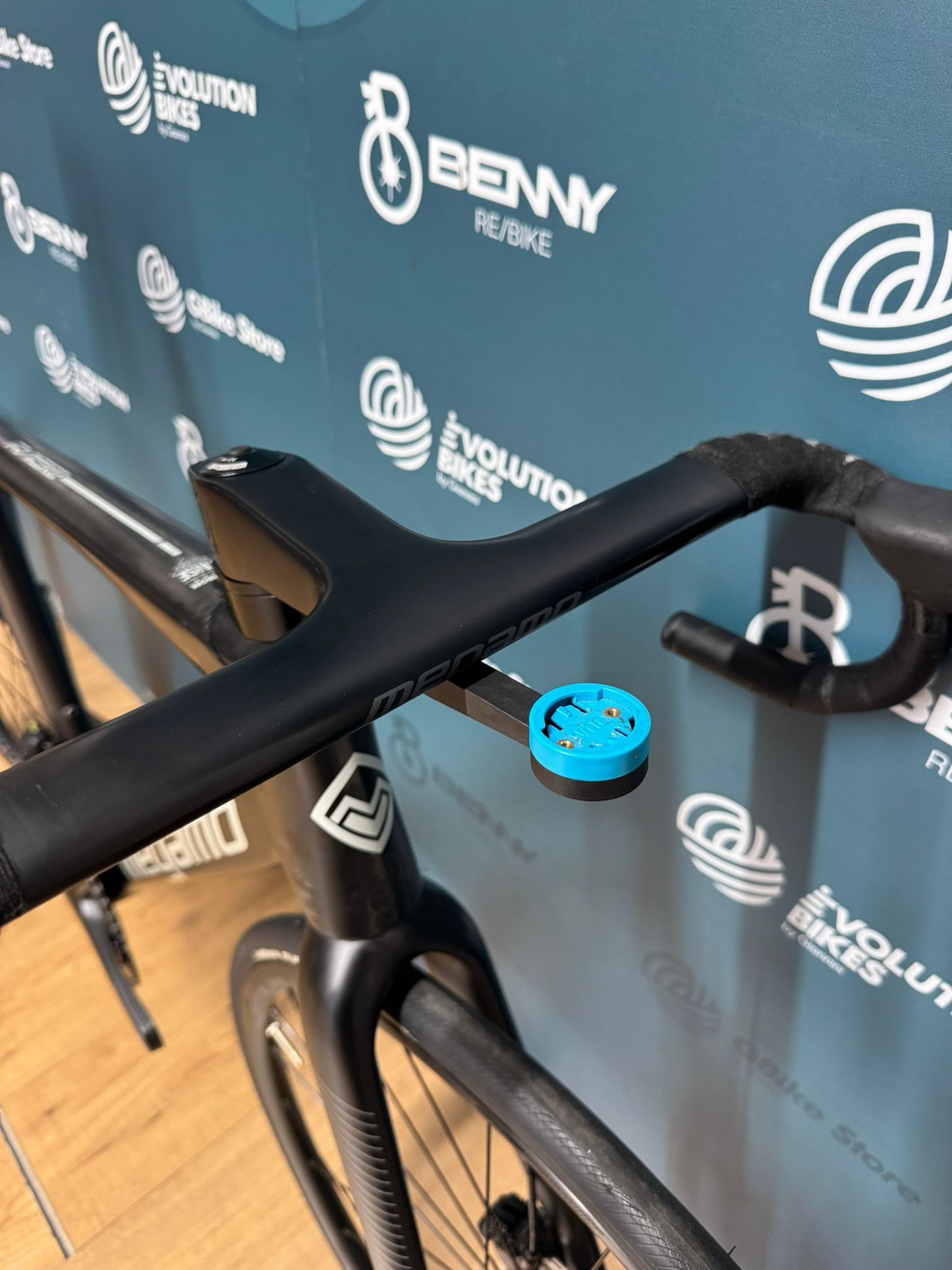 Tamaño del disco Megamo Raise Ultegra Di2 12v M - Usado